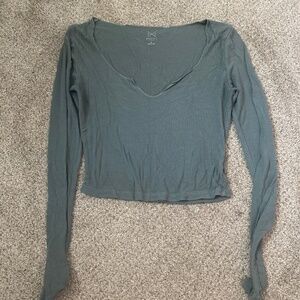 Green Long Sleeve Top